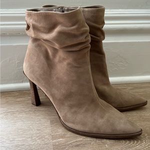 Vince Camuto ankle length boots with flared heel. Great Condition